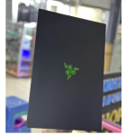 Razer Blade 15 Intel® Core™ i7-8750H Laptop 15.6" Quad HD 32 GB DDR4-SDRAM 1 TB SSD NVIDIA GeForce GTX 1070 with Max-Q Design