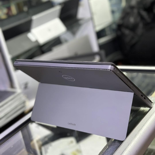 Dell Latitude 7200 2-in-1 Core i5 | 8GB RAM 512GB SSD | Premium Detachable Touchscreen Laptop Kenya - Image 4