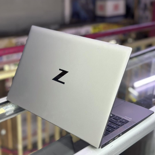 HP ZBook Firefly 14 G8 Core i7 | 16GB RAM | 512GB SSD | 4GB NVIDIA T500 | 14" Touchscreen Mobile Workstation